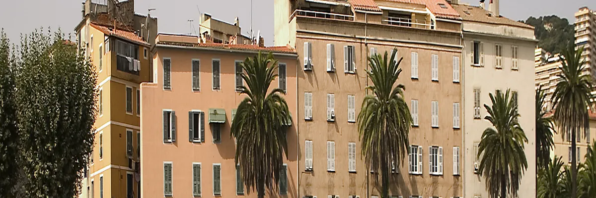 image-constructeur-terrain-padel-ajaccio.webp Image Constructeur terrain padel Ajaccio