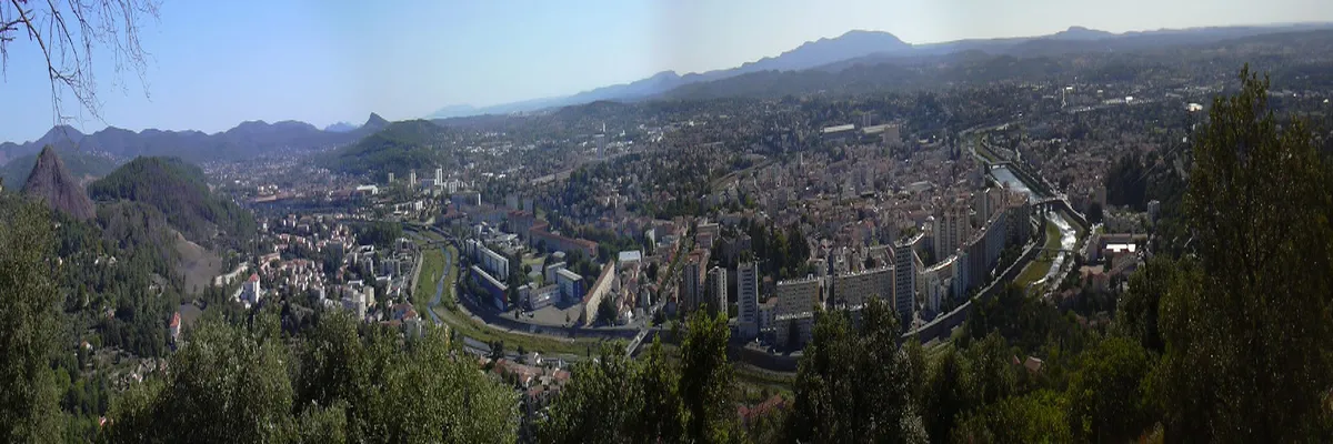 image-constructeur-terrain-padel-ales.webp Image Constructeur terrain padel Alès