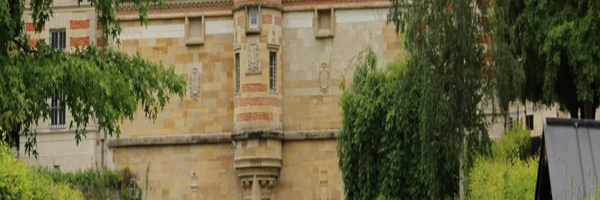 image-constructeur-terrain-padel-chalons-en-champagne.webp Image Constructeur terrain padel Châlons-en-Champagne