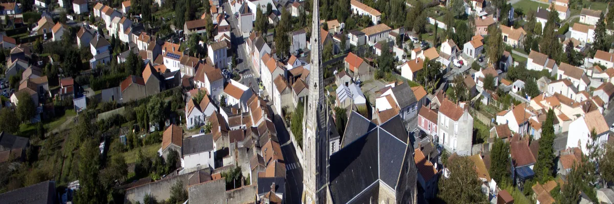 Image Constructeur terrain padel Chaumes-en-Retz