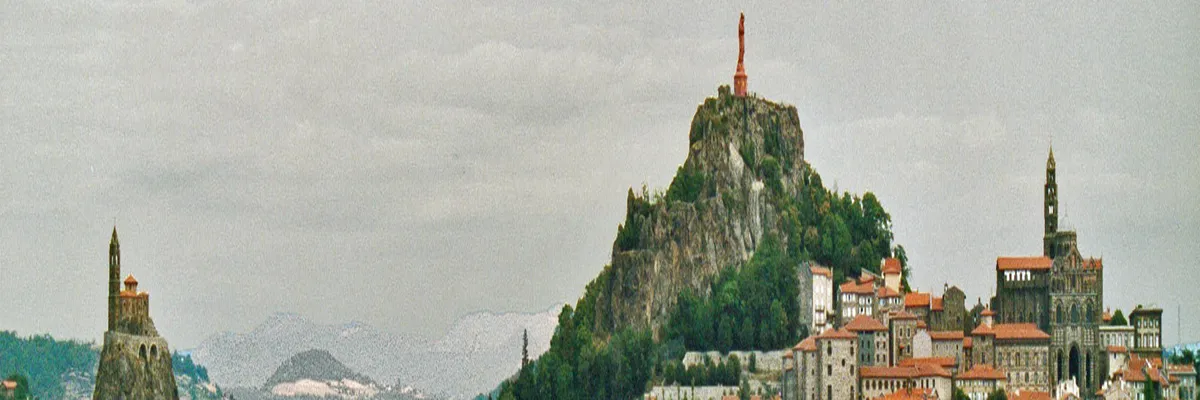 Image Constructeur terrain padel Le Puy-en-Velay