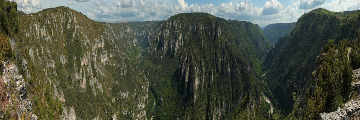Image Constructeur terrain padel Lozère