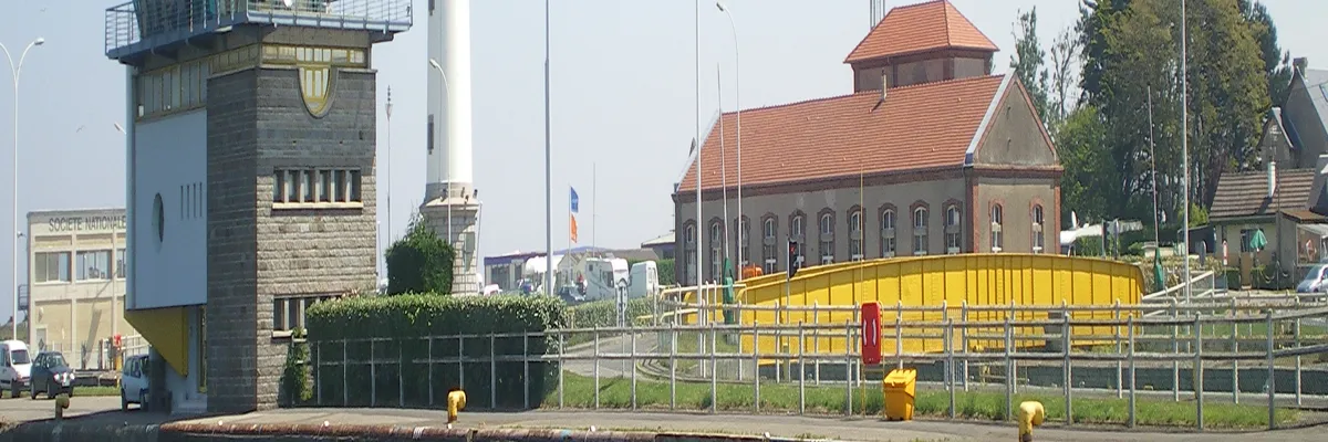 image-constructeur-terrain-padel-ouistreham.webp Image Constructeur terrain padel Ouistreham