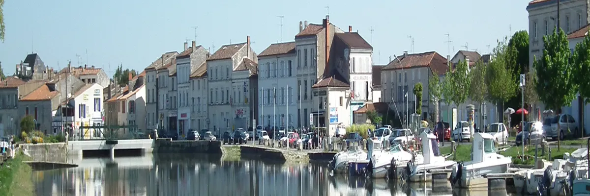 image-constructeur-terrain-padel-saujon.webp Image Constructeur terrain padel Saujon