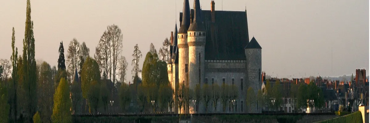 Image Constructeur terrain padel Sully-sur-Loire