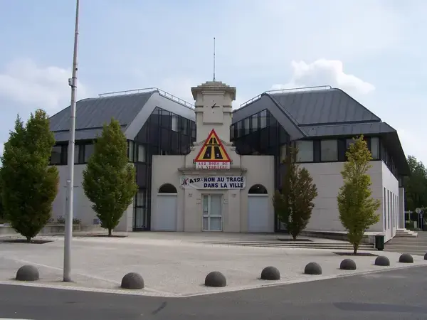 Fabricant Padel Constructeur terrain padel La Verrière