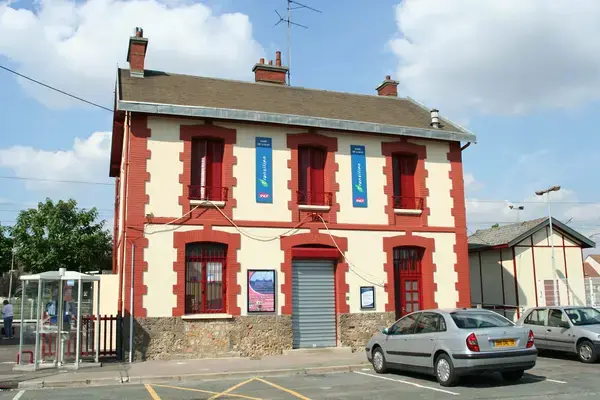 Fabricant Padel Constructeur terrain padel Limay