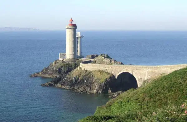 Fabricant Padel Constructeur terrain padel Plouzané