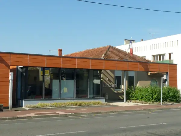 Fabricant Padel Constructeur terrain padel Soyaux